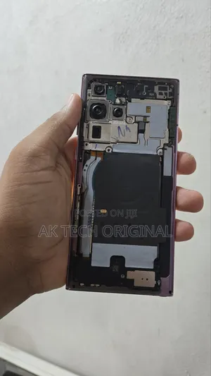 Samsung Galaxy S22 Ultra Panel or Mother Board
