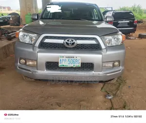 Toyota 4-Runner 2013 Silver