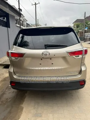 Toyota Highlander 2014 Gold