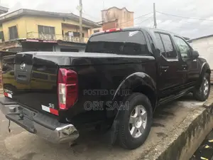Nissan Frontier Automatic 2005 Black