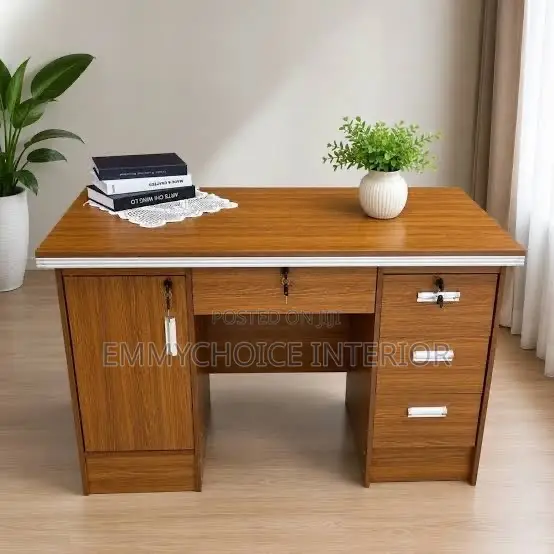 Standard Executive Office Desk With Lockable Drawers Cupboard