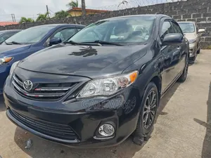 Toyota Corolla 2010 Black