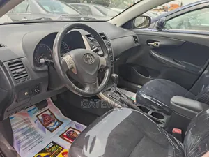 Toyota Corolla 2010 Black