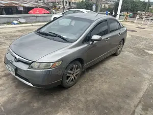 Honda Civic 1.8i-VTEC EXi 2006 Gray