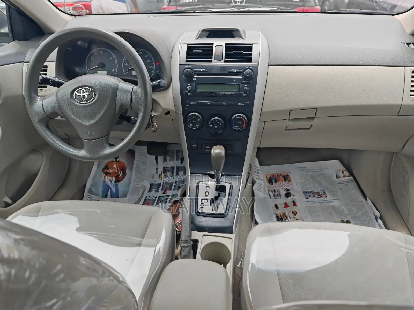 Toyota Corolla 2010 Gold