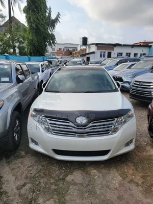 Toyota Venza 2010 White