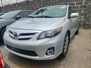 Toyota Corolla 2013 Silver