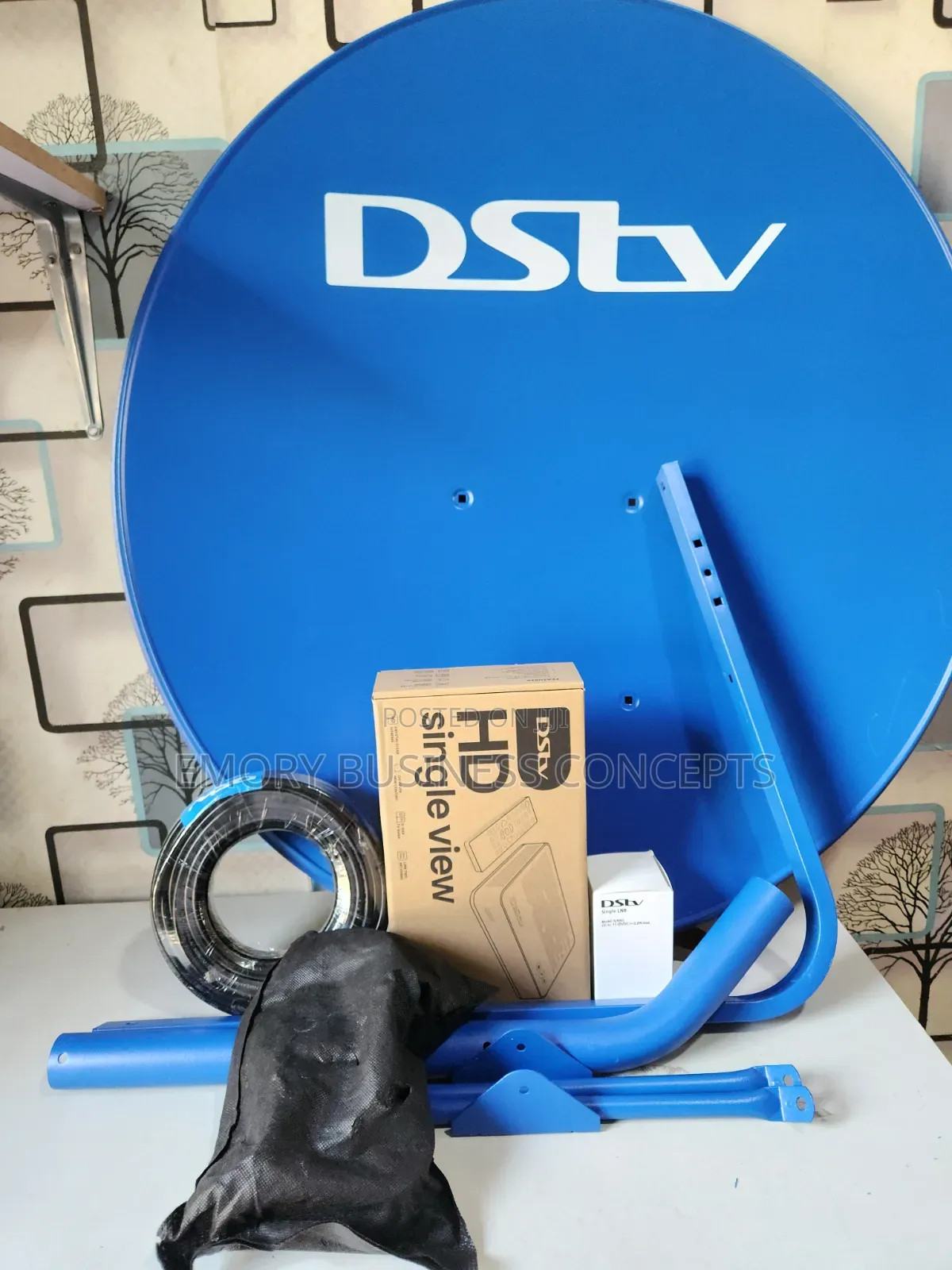 DSTV Complete Zapper Decorder + Dish Accesories