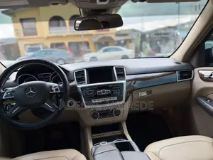 Mercedes-Benz M Class ML 350 4Matic 2012 Black
