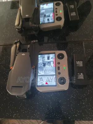 DJi Mavic 3 Classic Fly More Combo