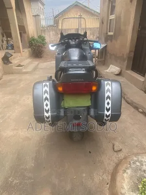 Honda 2002 Green