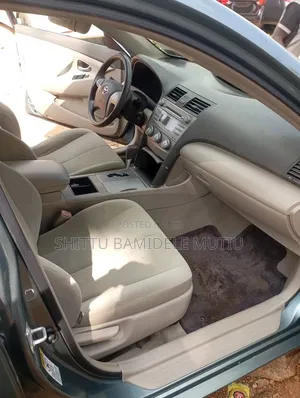 Toyota Camry 2009 Gray