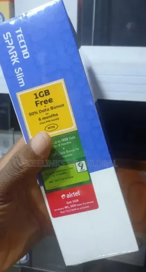 New Tecno Spark Slim 256 GB Blue