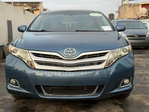 Toyota Venza V6 AWD 2011 Blue