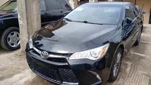 Toyota Camry SE 4dr Sedan (2.5L 4cyl 6A) 2017 Black