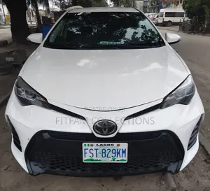 Toyota Corolla 2017 White