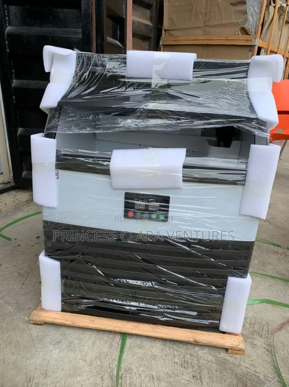 Premium Durable 90cubes Ice Maker