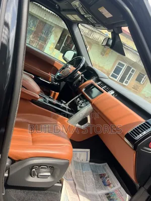 Land Rover Range Rover Vogue 2015 Black
