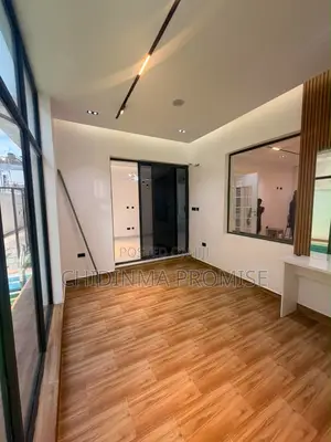 6bdrm Duplex in Apo for sale