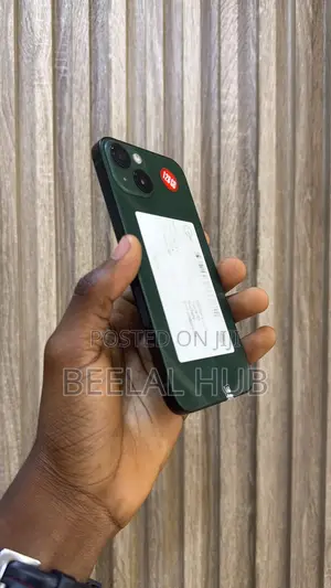 Apple iPhone 13 128 GB Green