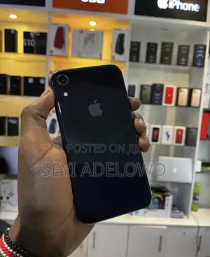 Apple iPhone XR 64 GB Black