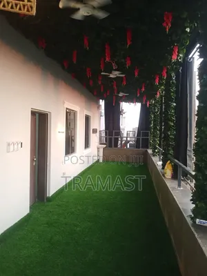 Artificial Grass and Wall Mat Roof Decor