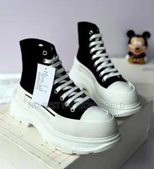 Men's Leather Boots