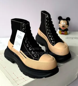 Men's Leather Boots