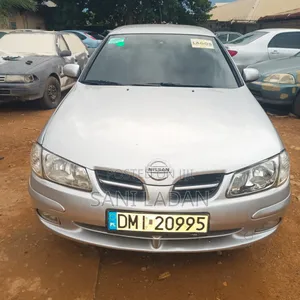 Nissan Almera 2005 Silver