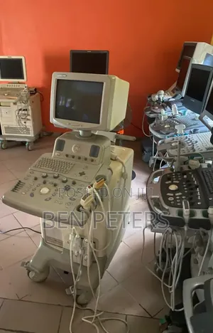 GE Logiq 3 Colour Doppler Ultrasound Scanning Machine