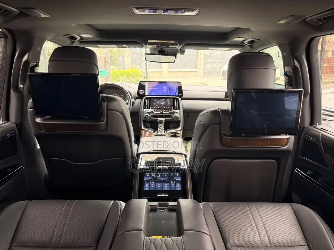 Lexus LX 600 2023 Black