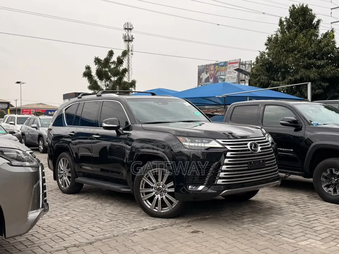 Lexus LX 600 2023 Black