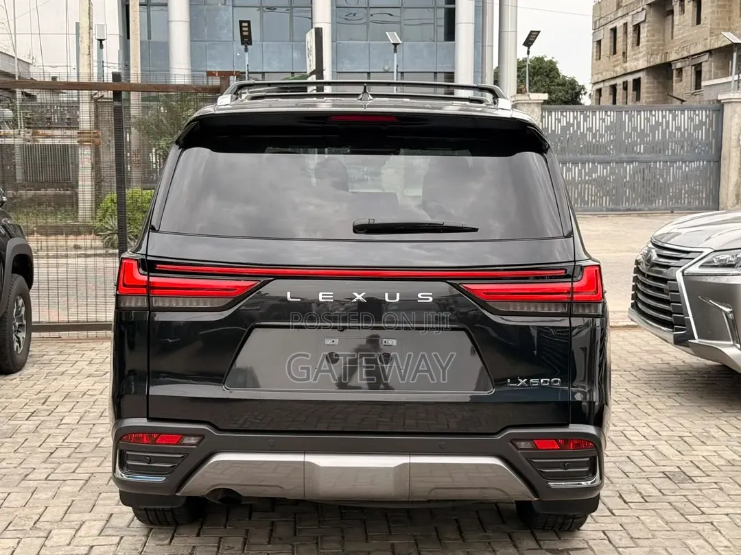Lexus LX 600 2023 Black