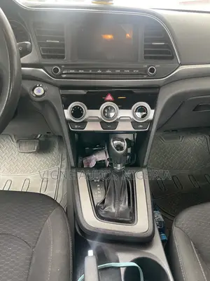 Hyundai Elantra ECO 2019 Gray