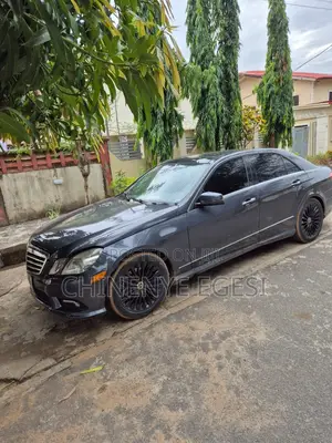 Mercedes-Benz E350 2011 Gray