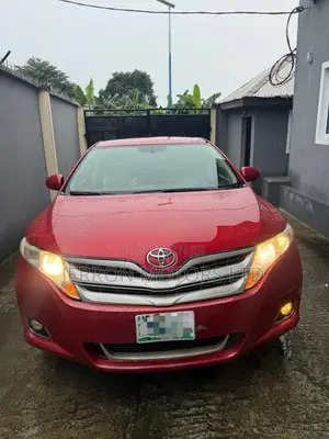 Toyota Venza AWD 2010 Red