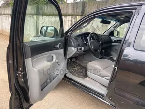 Toyota Tacoma 2005 Black