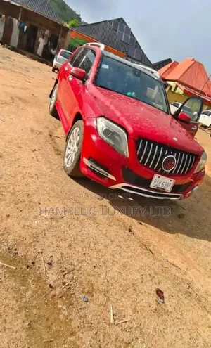 Mercedes-Benz GLK-Class 2010 Red