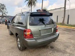 Toyota Highlander V6 4x4 2005 Green