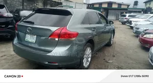Toyota Venza 2010 Green