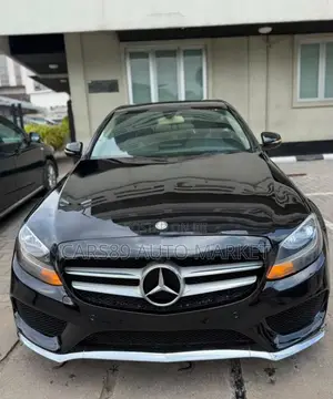 Mercedes-Benz C300 2017 Black