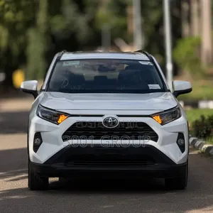 Toyota RAV4 2020 White
