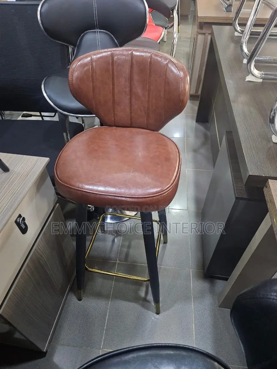 Modern Leather Bar Stool, Featuring Sleek Brown