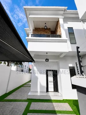 4bdrm Duplex in Agungi for sale