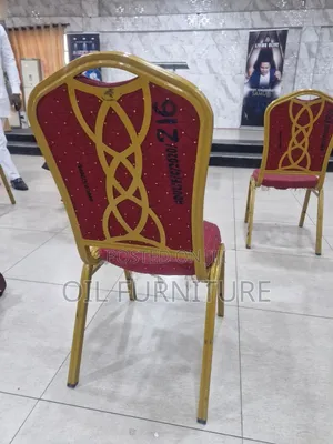​Durable Gold Metal Frame Banquet Chairs With Padded Cushion