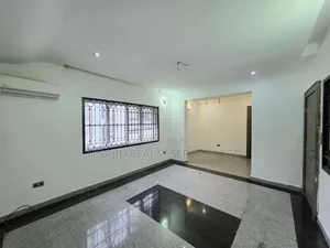 1bdrm Block of Flats in Wuse 2 for rent