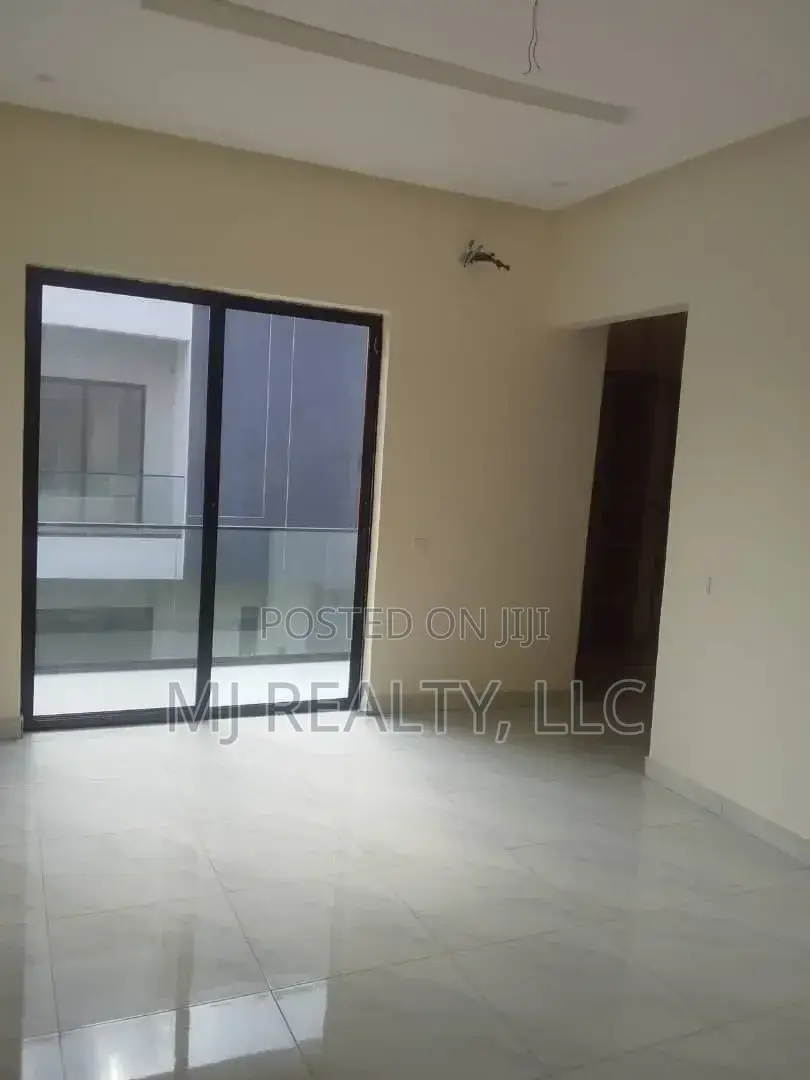 4bdrm Townhouse/Terrace in Ikeja for sale