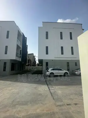 4bdrm Townhouse/Terrace in Ikeja for sale