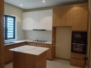 4bdrm Townhouse/Terrace in Ikeja for sale