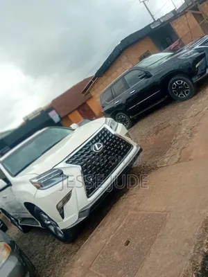 Lexus GX 2012 White